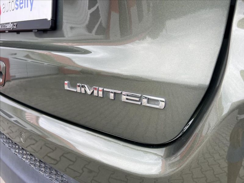 Jeep Compass 1,4 m-Air LIMITED my19 - fotka 43 z 45