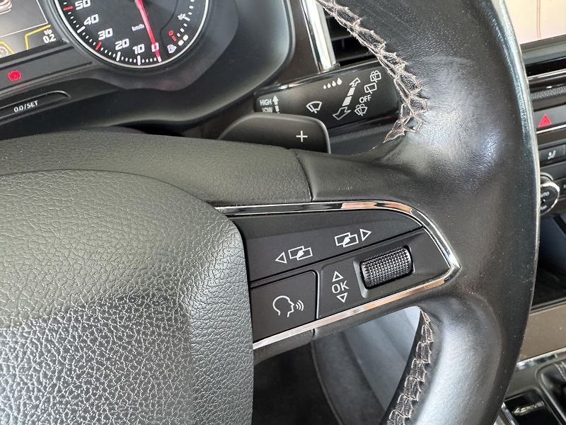 Seat Ateca 2,0TDI 140kW*4x4*DSG*XCELLENCE - fotka 27 z 34