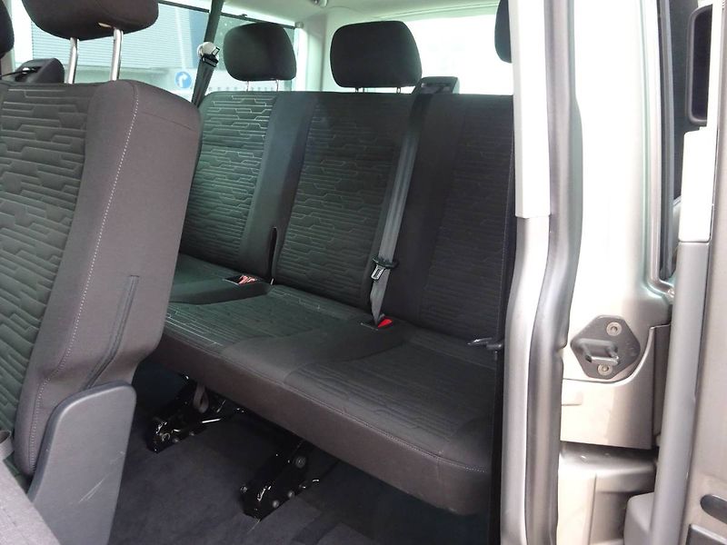 Volkswagen Caravelle (2022) 6.1 CL TDI DR DSG - fotka 8 z 26