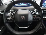 Peugeot 3008 (2017) Allure 1.6 THP, Automat - náhled 16
