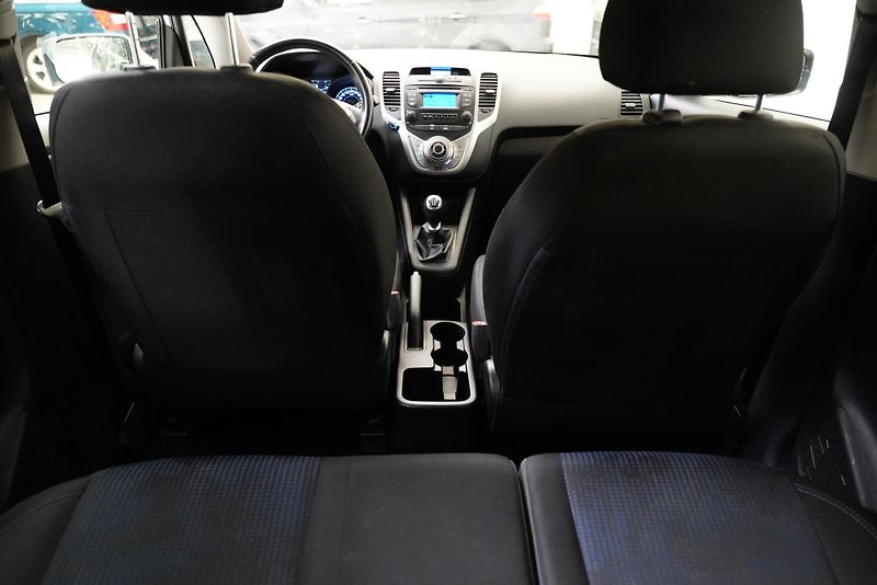 Hyundai ix20 - fotka 21 z 27