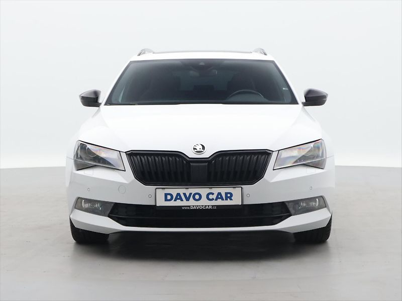 Škoda Superb 2,0 TDI DSG 4x4 Sportline - fotka 2 z 39