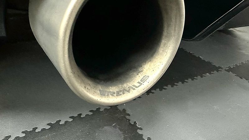 Volkswagen Golf RECARO / REMUS / TOP STAV - fotka 9 z 43