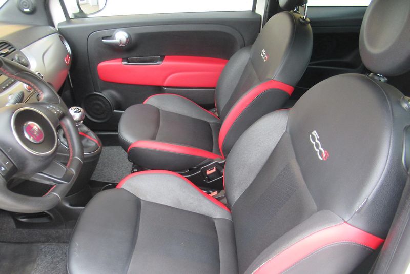 Fiat 500 1.2i AUT. KLIMA SADA KOL - fotka 16 z 24