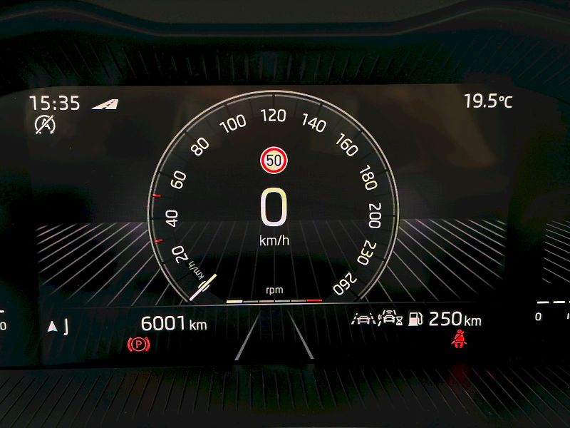 Škoda Scala (2026) 1.0 TSI / 70 kW / SELECTION - fotka 20 z 34