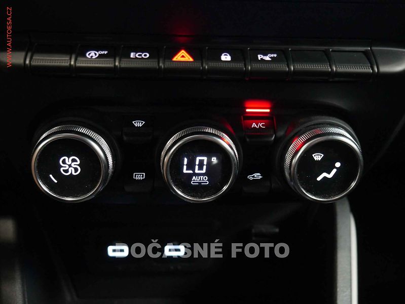 Dacia Duster (2021) 1.0 TCe, 1.maj,ČR, Navi, LED - fotka 16 z 20