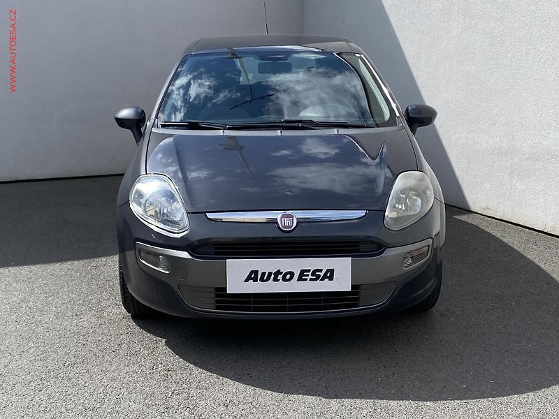 Fiat Punto Evo (2010) 1.2i, Klima - fotka 2 z 15