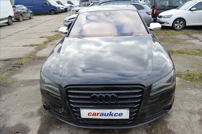 Audi A8 (2012) 4,2V8 QUATTRO - fotka 2 z 25