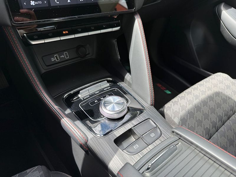 MG ZS Standart PRODÁNO - fotka 21 z 32