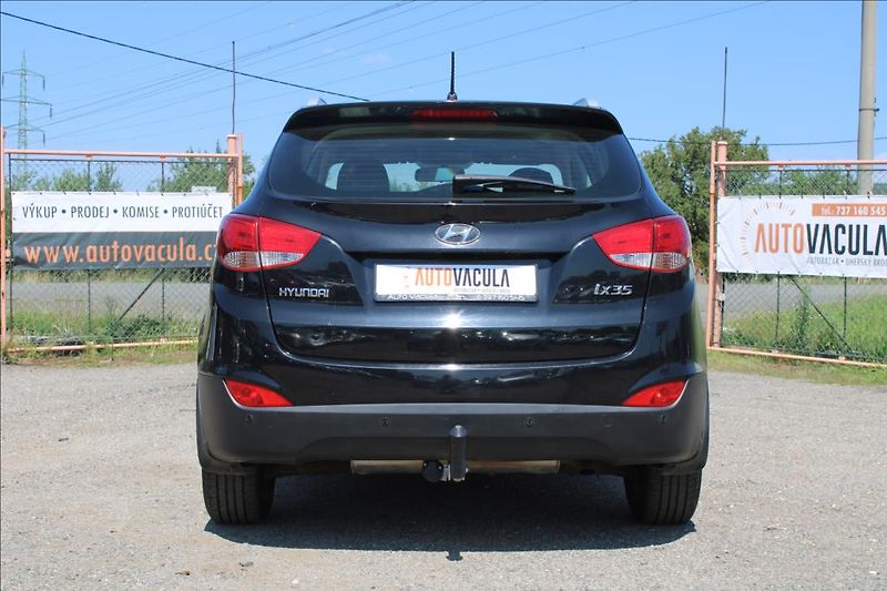 Hyundai ix35 2,0 i  KLIMA,STK 5/2028,TAŽNÉ - fotka 6 z 30