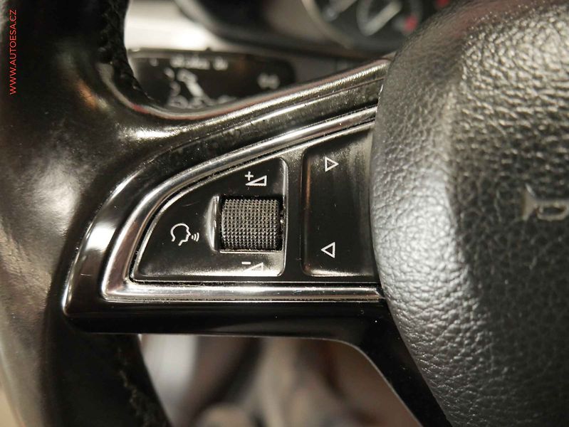 Škoda Superb (2016) 2.0 TDI 4x4, ČR, bixen - fotka 12 z 22