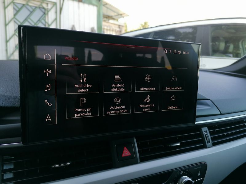 Audi A5 (2021) Sportback 2.0 35TDi S-Tronic - fotka 17 z 28