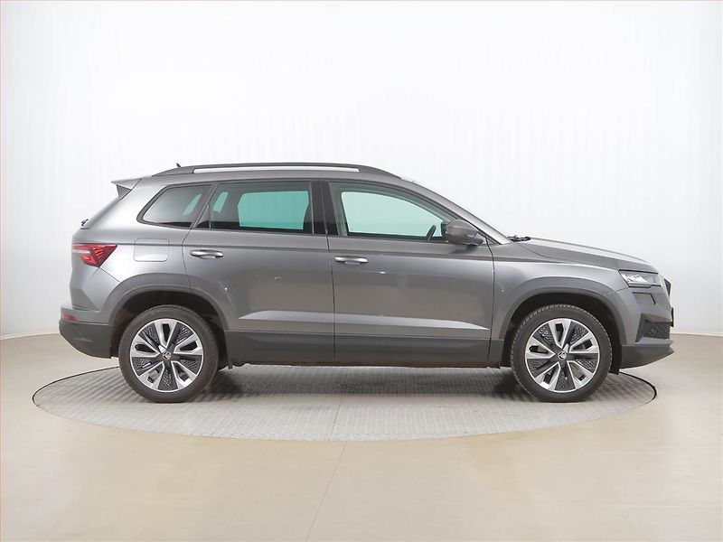 Škoda Karoq (2024) 2.0 TDI, Style Plus,Navigace - fotka 6 z 16