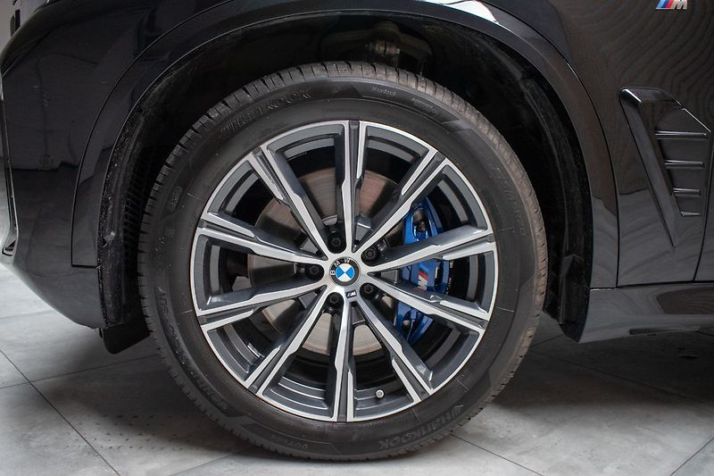 BMW X5 30d xD ///M*ZÁRUKA 9/27*7míst* - fotka 71 z 74