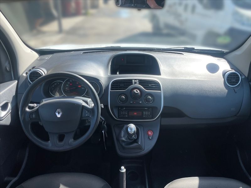Renault Kangoo 1,5 BdCi 95 Zen - fotka 9 z 11