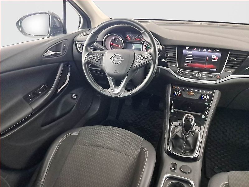 Opel Astra (2017) Innovation 1.6 CDTI - fotka 7 z 17