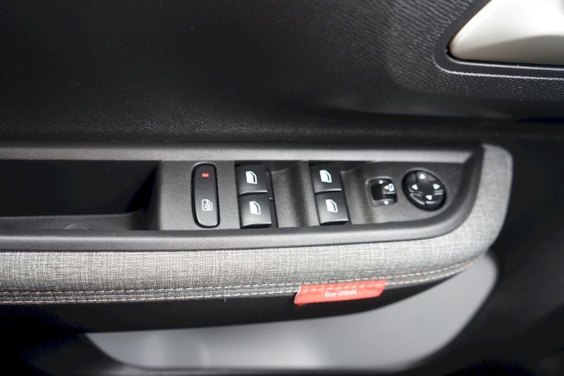 Citroën C3 Aircross (2025) PLUS Turbo 100 S&S MAN6 - fotka 20 z 25