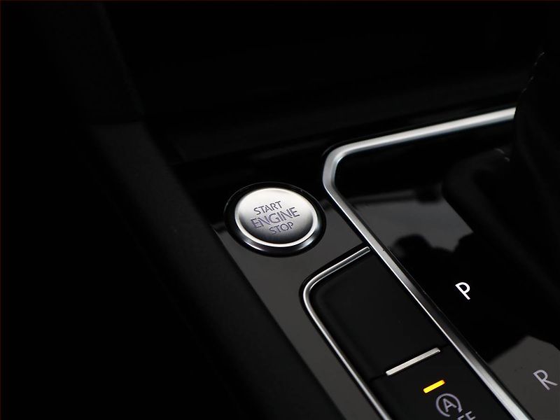 Volkswagen Arteon (2019) R-line 2.0 TSI - fotka 18 z 22