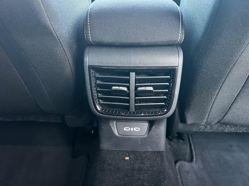 Škoda Fabia Monte Carlo 1,5 TSI 110KW DSG - fotka 23 z 26