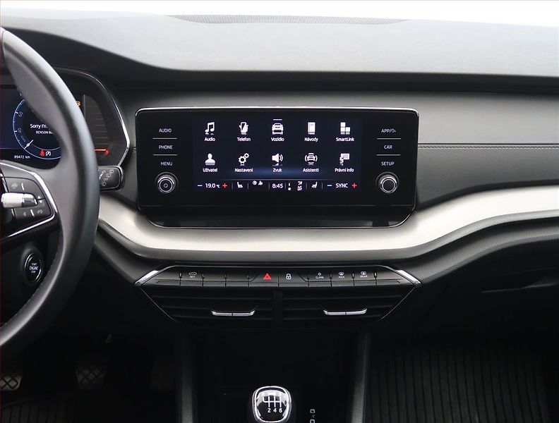 Škoda Octavia (2023) Ambition 2.0 TDI, ČR,1.maj - fotka 12 z 24