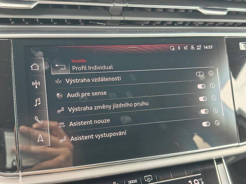 Audi Q7 50 Sline Quattro 8TT 3,0TDI - fotka 18 z 25