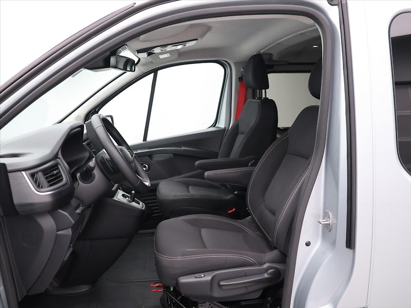 Renault Trafic 2,0 dCi 125kW Automat CZ DPH - fotka 12 z 33