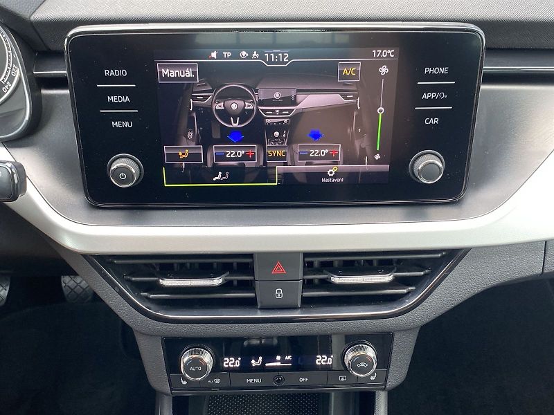 Škoda Scala (2020) 1.6 TDI Style Extra - fotka 12 z 34