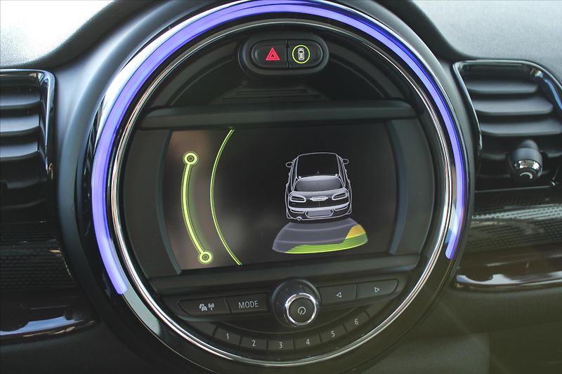 Mini Clubman 2.0D A/T NAVI LED 1.MAJITEL ČR - fotka 16 z 22