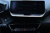 Peugeot 2008 (2021) GT Line 1.5 BlueHDi, Automat - náhled 12