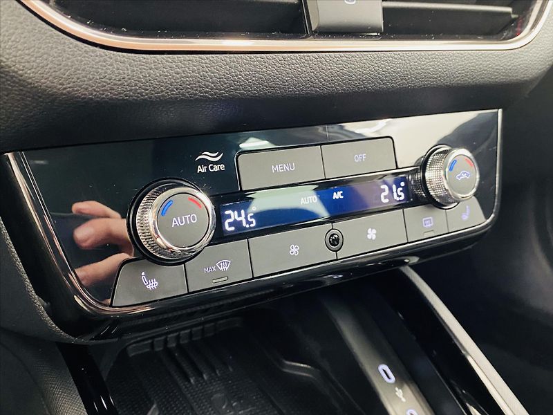 Škoda Scala 1,0 TSI 85kW Top Selection - fotka 15 z 25