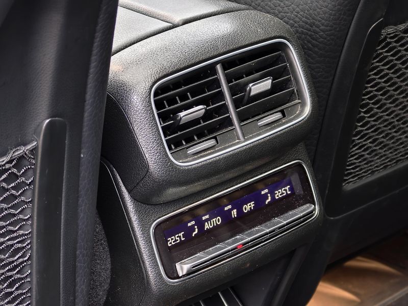 Mercedes-Benz GLS 450 4M AMG ČR - fotka 22 z 32