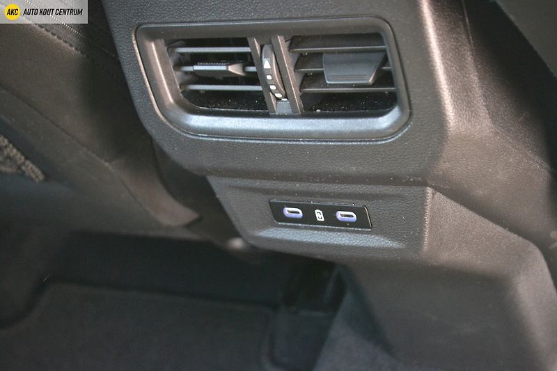 Renault Austral TECHNO MHEV 160 AUTO - fotka 15 z 51