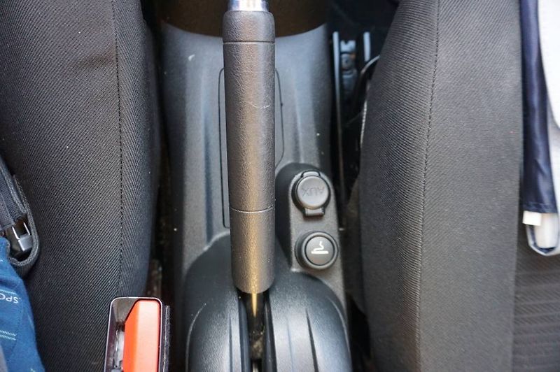 Peugeot 301 (2012) 1,6 1,Majitel  nové v ČR - fotka 30 z 33