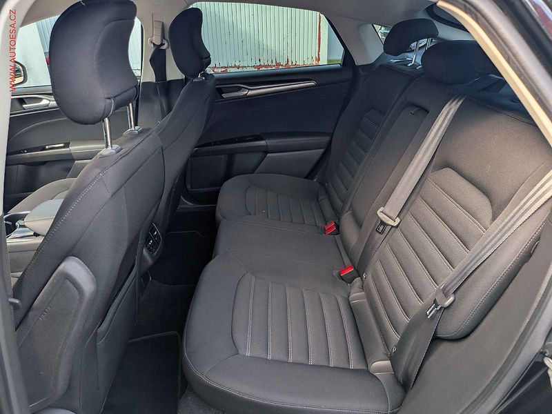 Ford Mondeo (2015) 1.5EB, ČR, Výhř.sed. - fotka 11 z 14