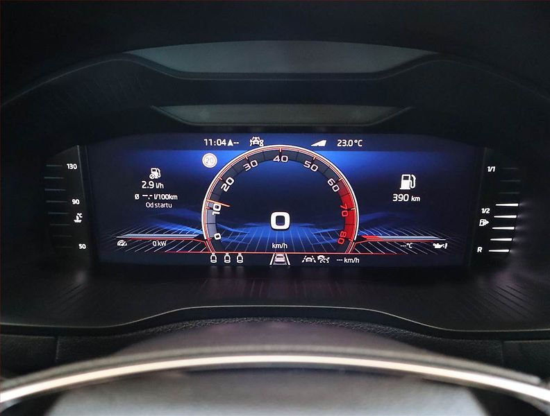 Škoda Karoq (2024) Sportline 1.5 TSI - fotka 11 z 24