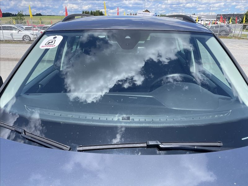 Volkswagen Tiguan 2,0 TDi 110kw DSG 4-matic bez - fotka 34 z 36