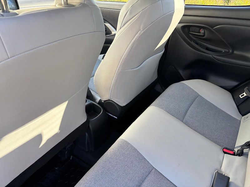 Toyota Yaris 1.5 Dynamic Force Executive AT - fotka 26 z 29