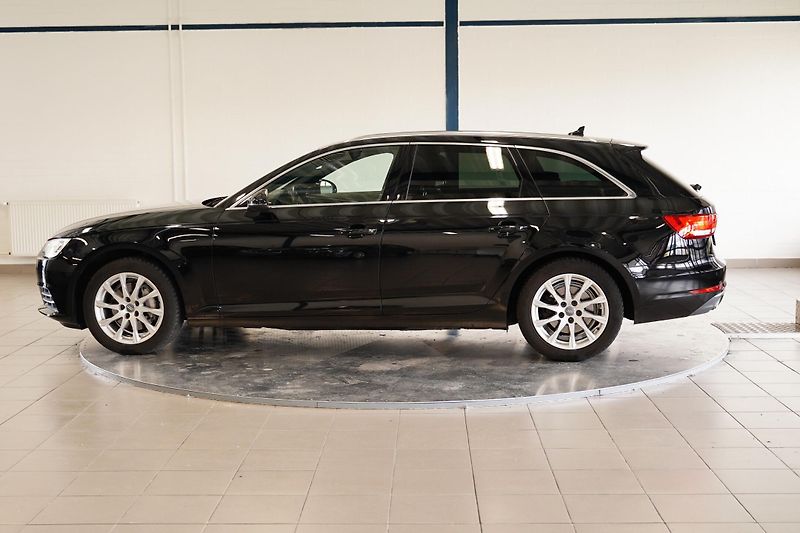 Audi A4 - fotka 3 z 28