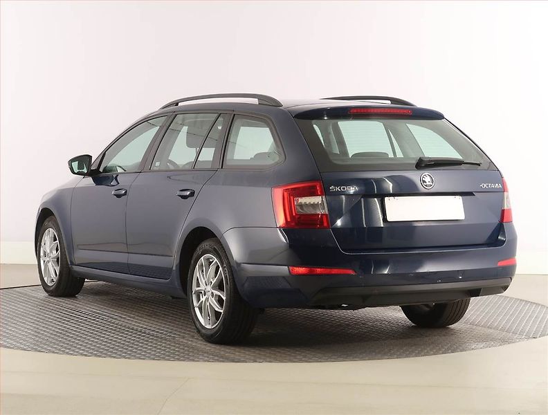 Škoda Octavia (2017) 1.6 TDI, Tempomat - fotka 4 z 17