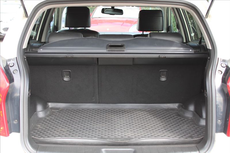 SsangYong Korando 2,0 D20T  AUTOMAT,4x4,TAŽNÉ - fotka 25 z 27
