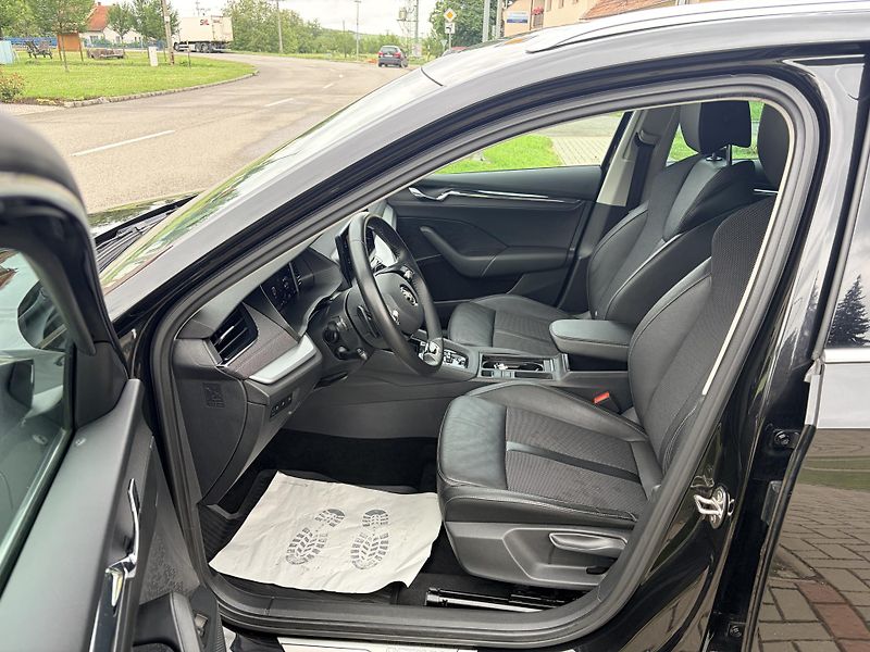 Škoda Octavia IV 1.4TSI STYLE DSG  - fotka 10 z 51