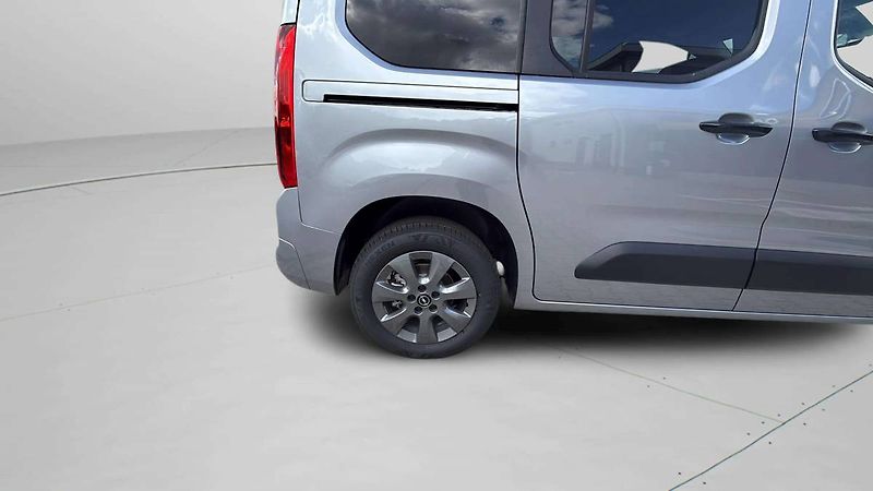 Opel Combo (2026) L1H1 Editon Plus 1.2 TURBO (81 - fotka 23 z 24