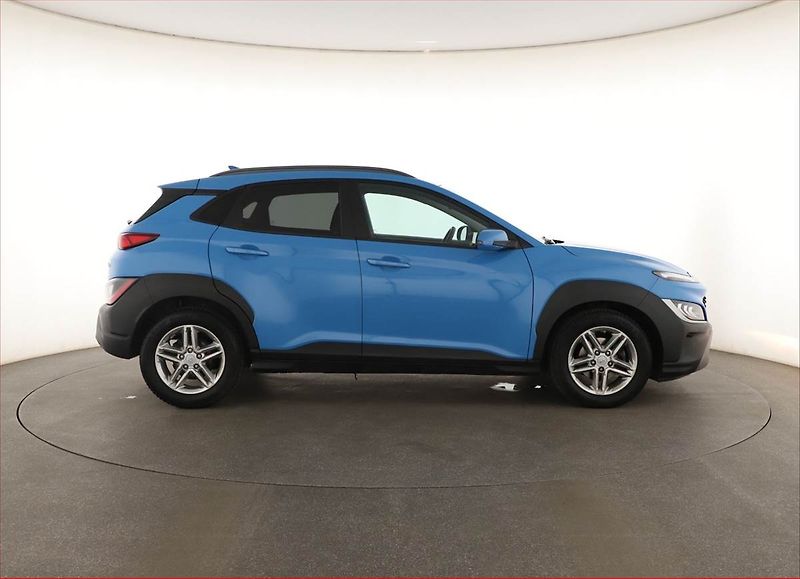 Hyundai Kona (2021) 1.0 T-GDI, Automat, ČR,1.maj - fotka 6 z 18