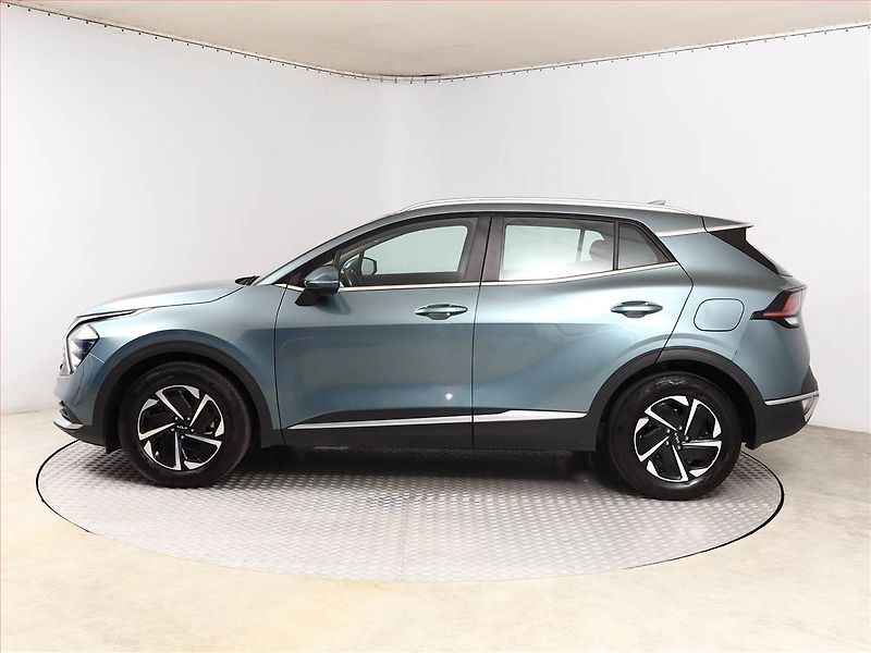 Kia Sportage (2022) 1.6 T-GDI - fotka 3 z 20