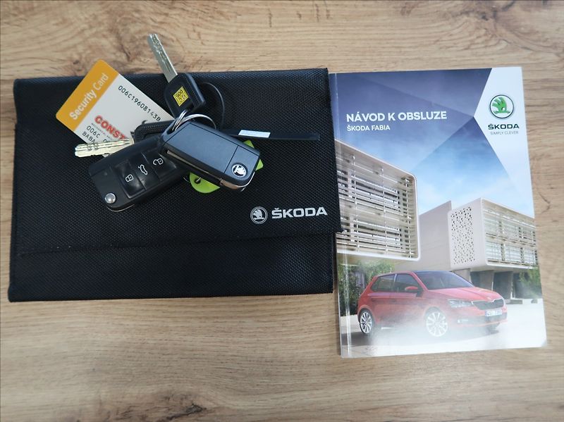Škoda Fabia 1,0 TSi,70kW,Style,1majČR,DPH - fotka 23 z 27