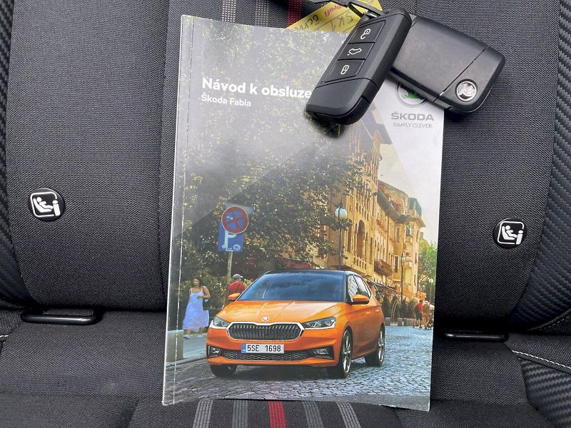 Škoda Fabia (2023) 1.0 TSI 81kW Monte Carlo - fotka 32 z 33