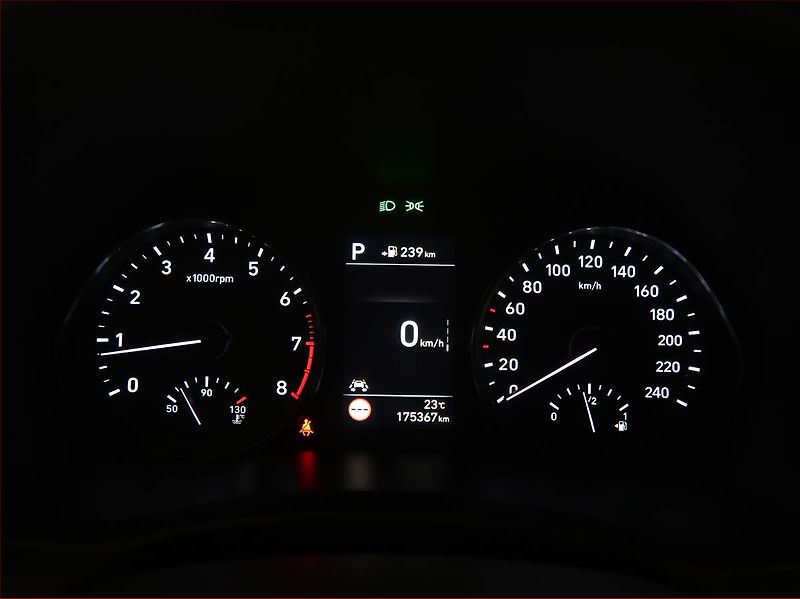 Hyundai i30 (2018) 1.4 T-GDI, Automat, Serv.kniha - fotka 11 z 18