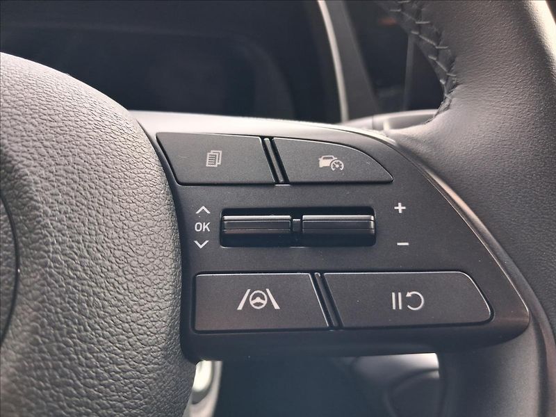 Hyundai Bayon 1,0 T-GDI DCT SMARTCLI - fotka 7 z 20