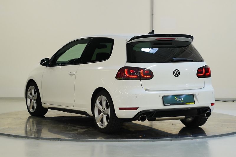 Volkswagen Golf - fotka 7 z 26