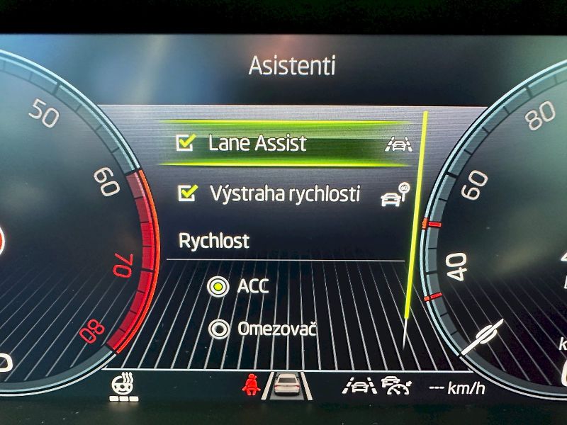 Škoda Karoq (2026) 1,5 TSI / 110 KW / DSG / Top S - fotka 18 z 30